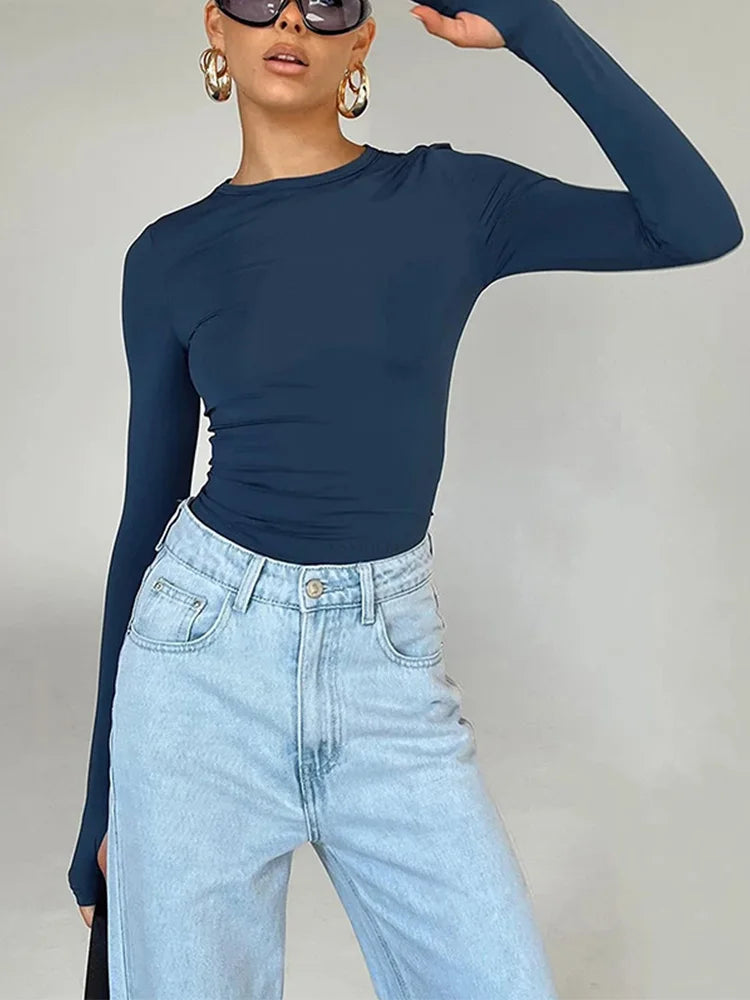 Blomia – SleekForm™ Thumbhole Long-Sleeve Crop Top