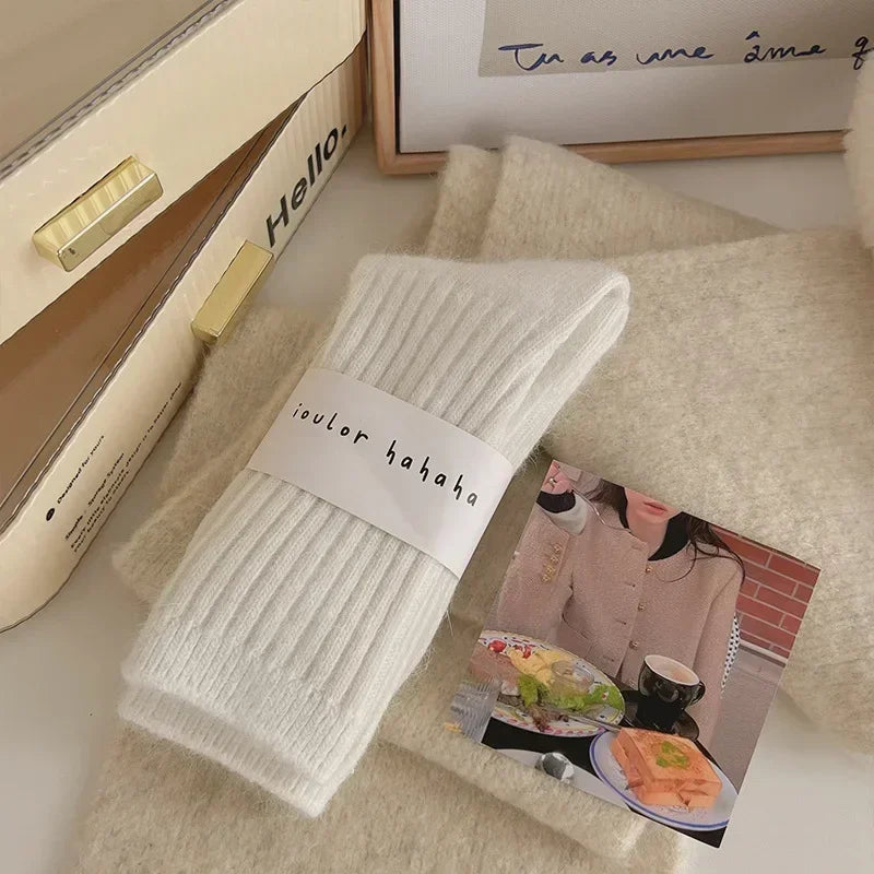 Blomia – CashmereSoft™ Thermal Wool Socks