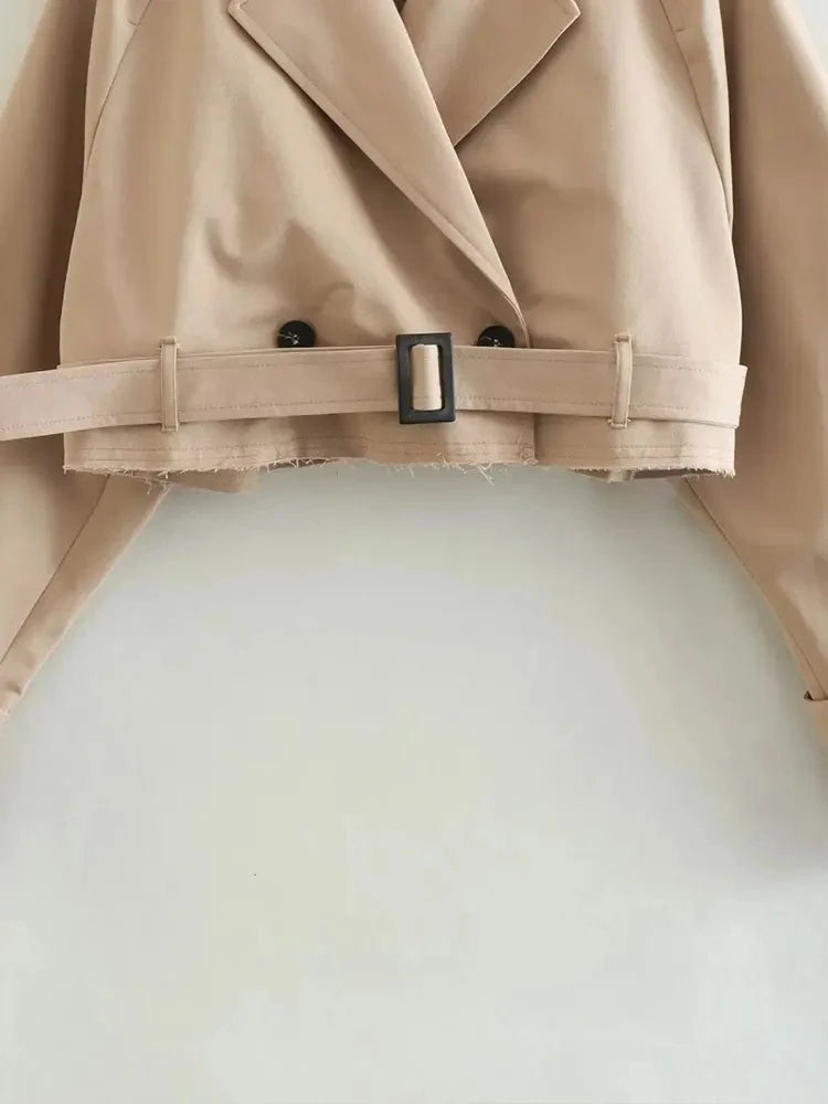 Blomia – Cropped Trench Jacket